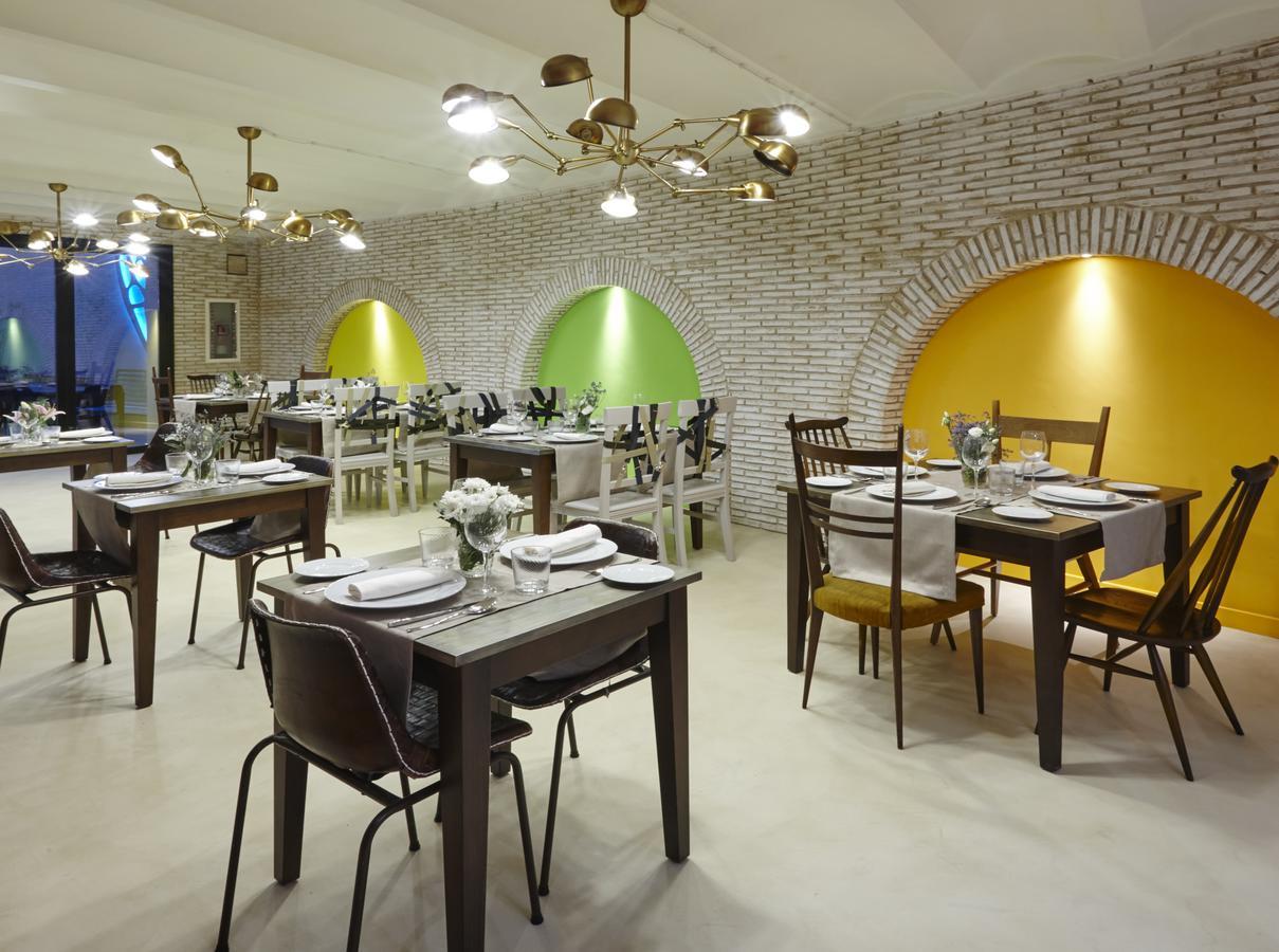 Hotel Galeria Essentia Aracena Exterior photo